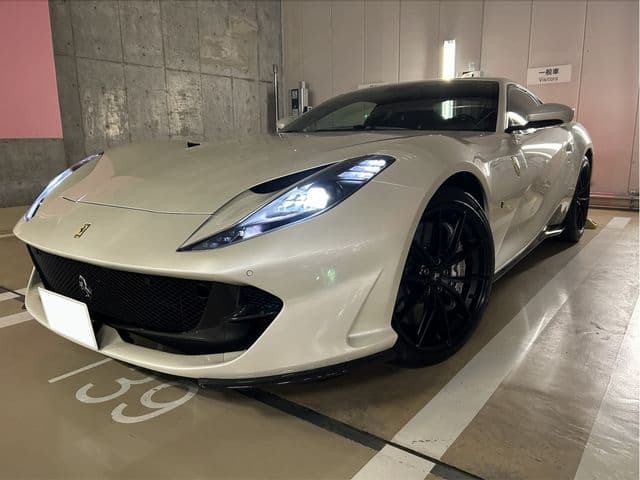 Car image 1
