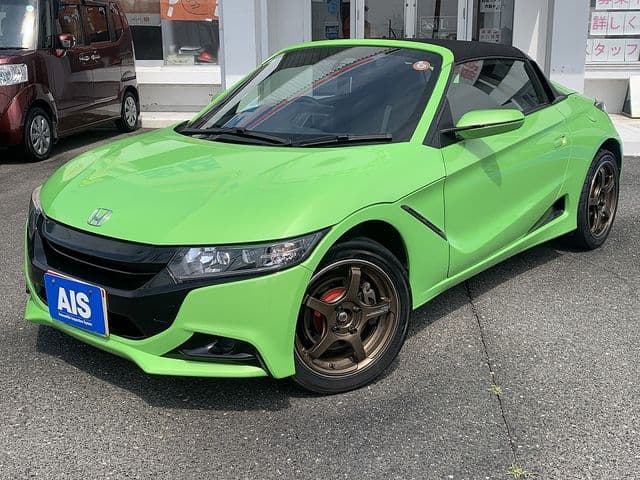 Car image 1