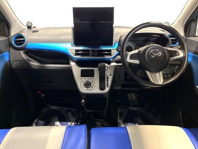 Car thumbnail 2