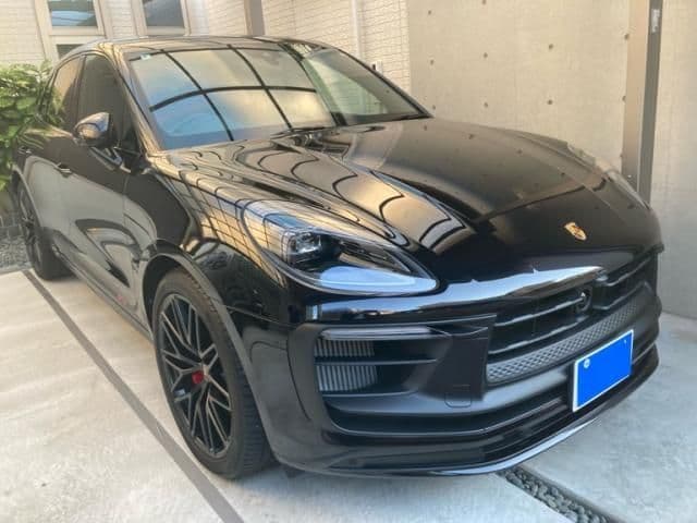 PORSCHE