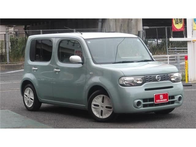 NISSAN