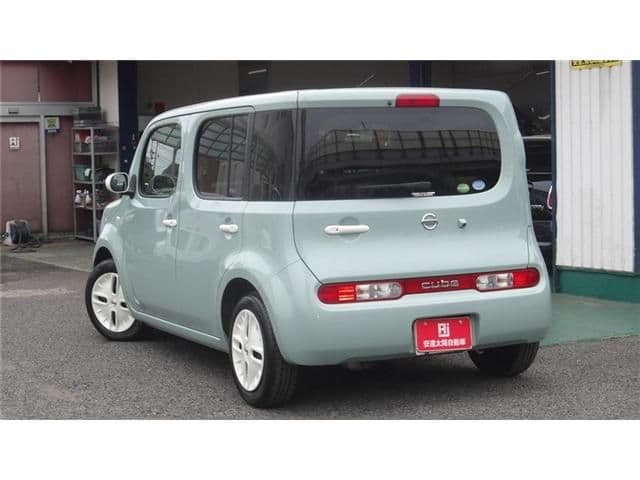 Car thumbnail 4