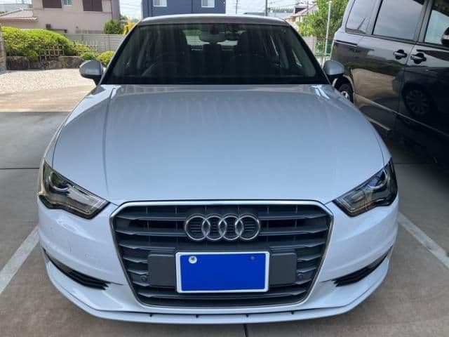 AUDI
