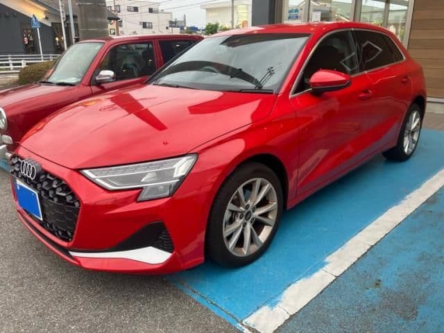 AUDI