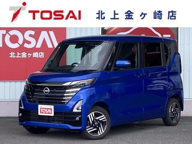 NISSAN ROOX 4WD
