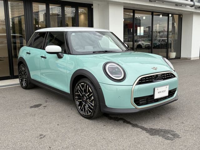 Car thumbnail 2