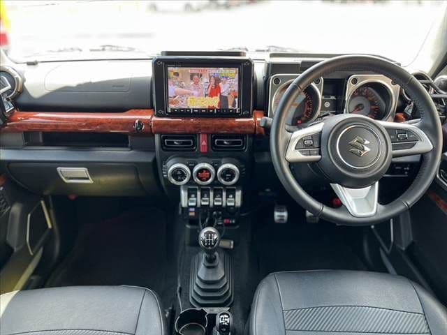Car thumbnail 2