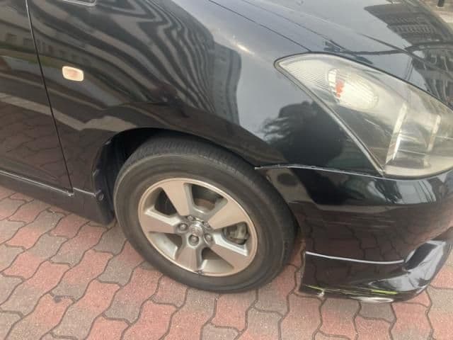 Car thumbnail 3
