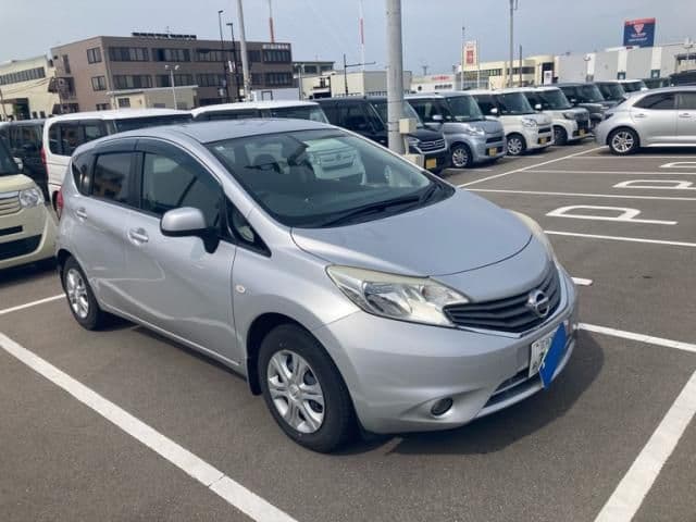 Car image 1