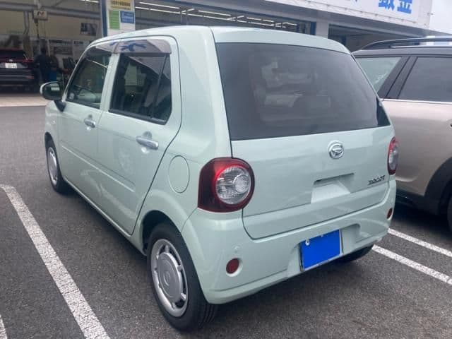 Car thumbnail 4