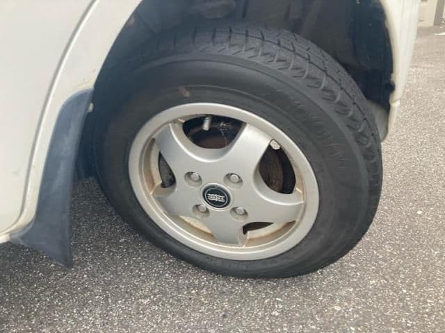 Car thumbnail 4