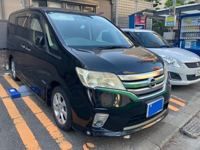 NISSAN