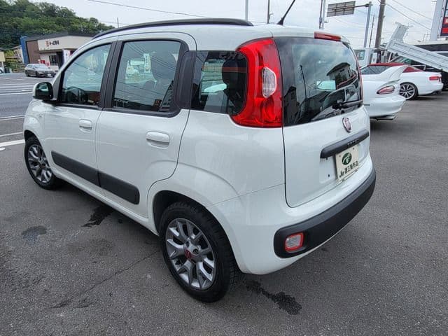 Car thumbnail 2