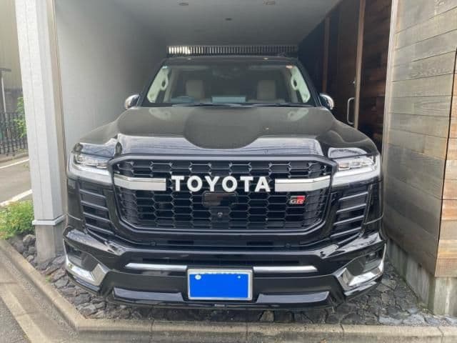 TOYOTA
