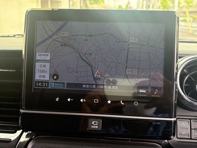 Car thumbnail 4