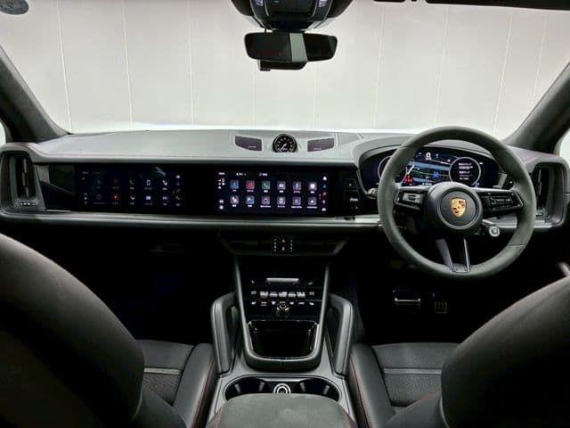 Car thumbnail 3
