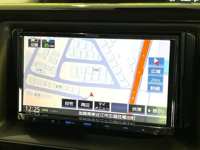Car thumbnail 3