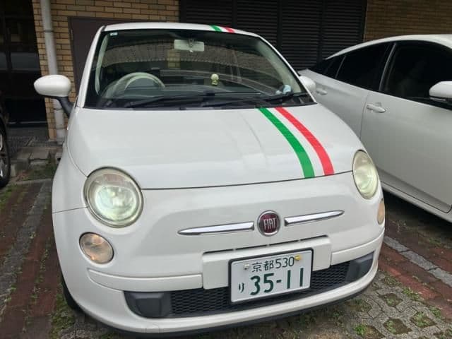 Car image 1