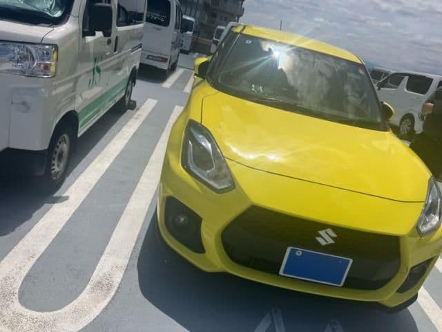 Car thumbnail 2