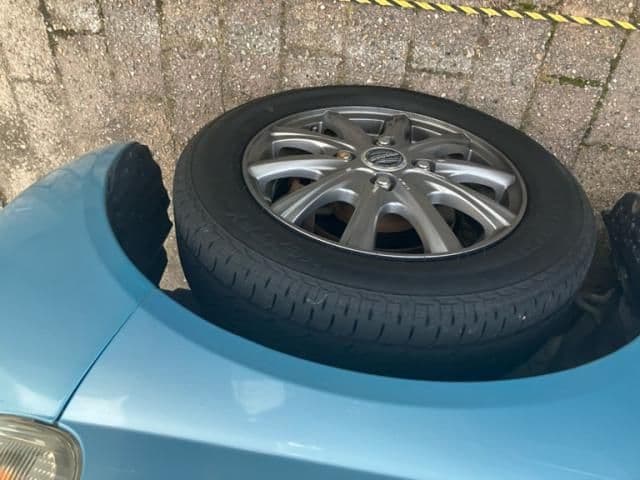 Car thumbnail 3