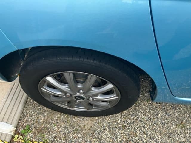 Car thumbnail 4