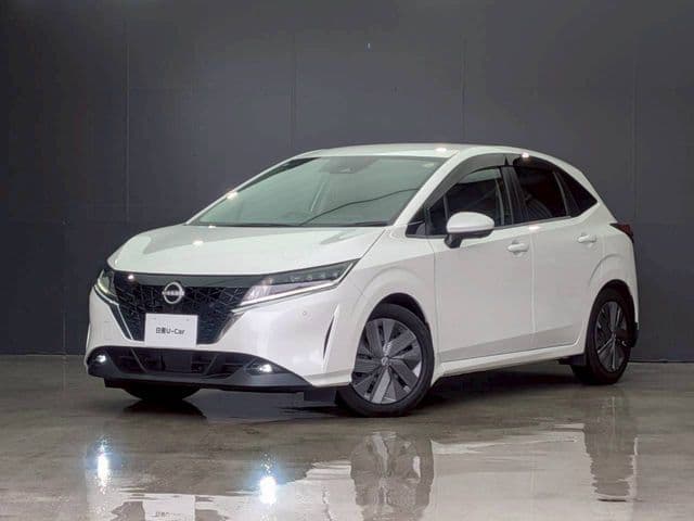 NISSAN
