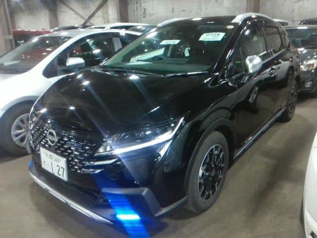 NISSAN