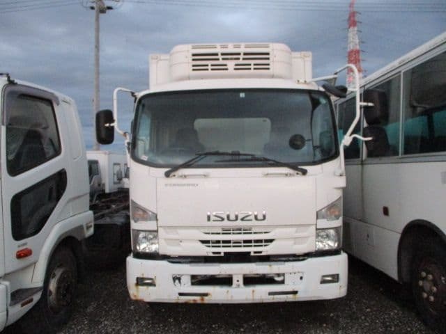 ISUZU