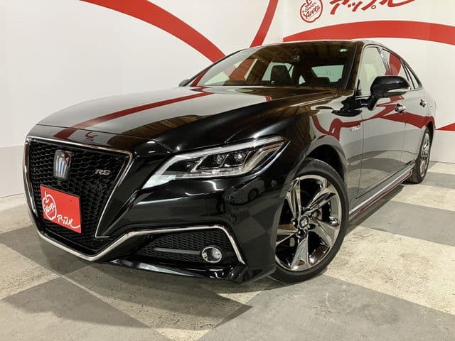 TOYOTA CROWN sedan hybrid 4WD