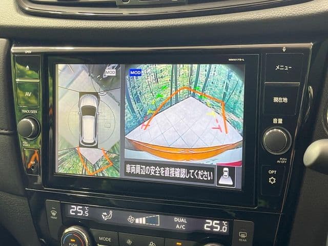 Car thumbnail 4