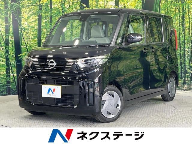 NISSAN