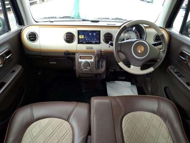 Car thumbnail 3