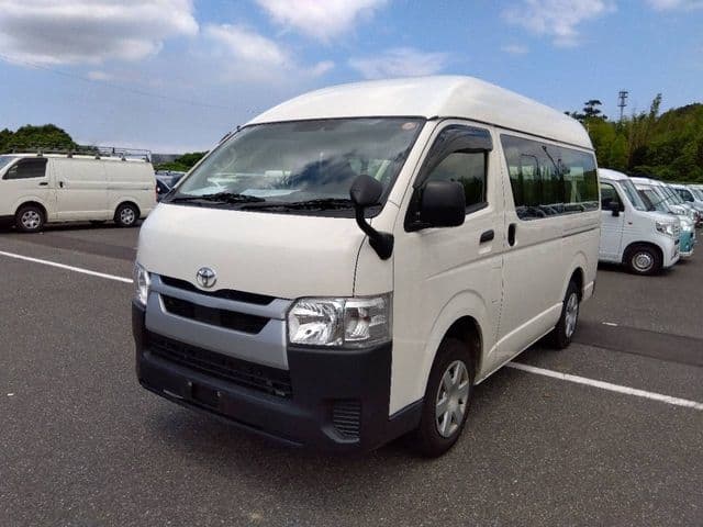 TOYOTA HIACE van 2WD