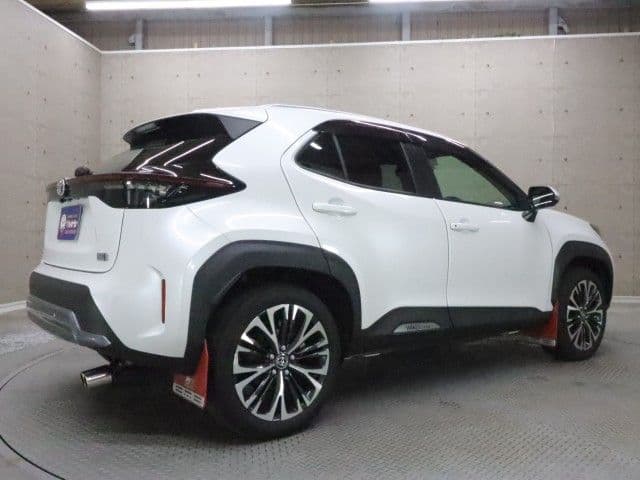 Car thumbnail 2
