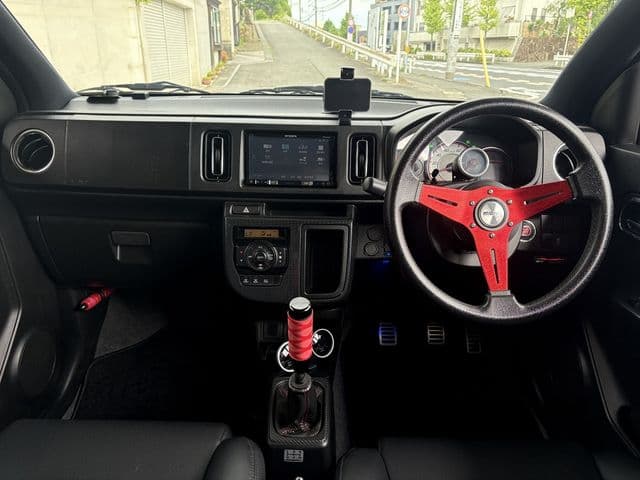 Car thumbnail 2