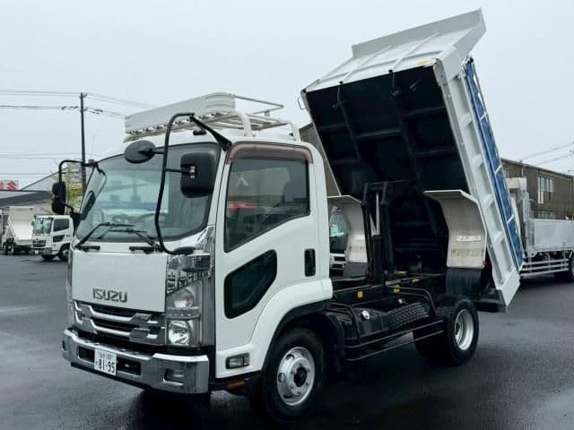 ISUZU