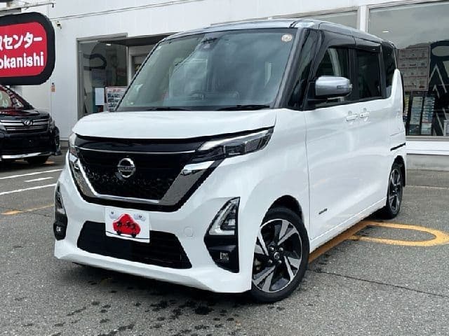 NISSAN