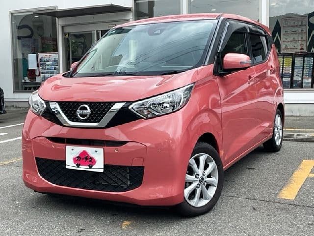 NISSAN