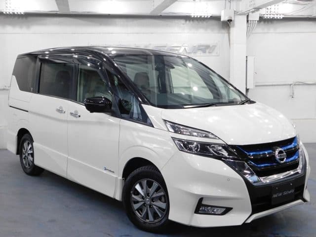 NISSAN