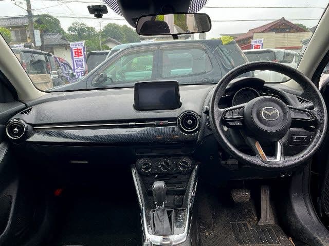Car thumbnail 2