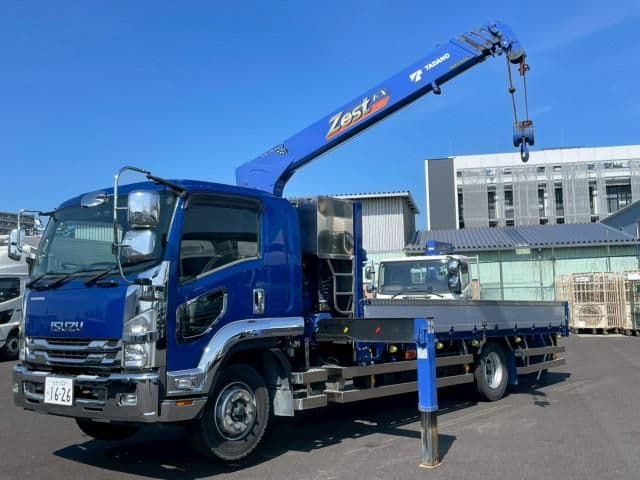 ISUZU