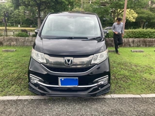 Car image 1