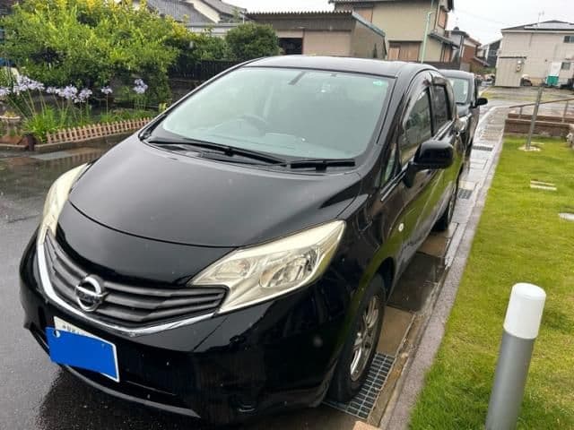 NISSAN