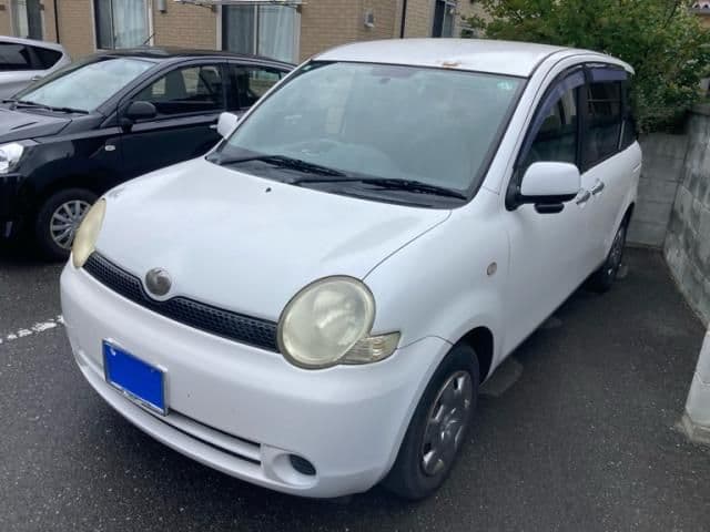 Car image 1