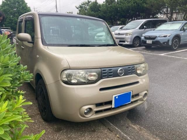 NISSAN