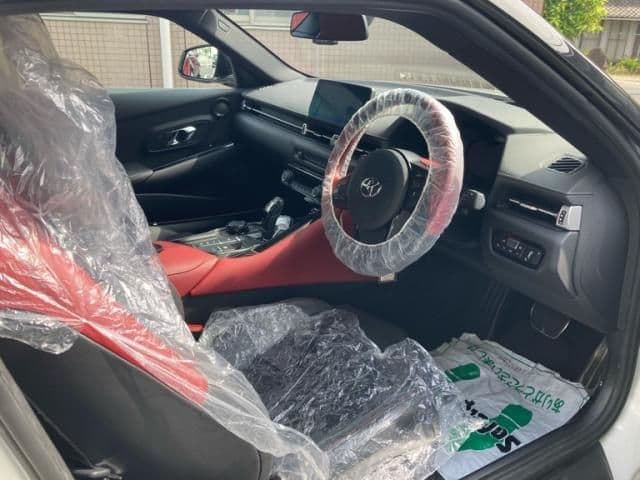 Car thumbnail 4