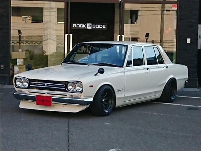 NISSAN