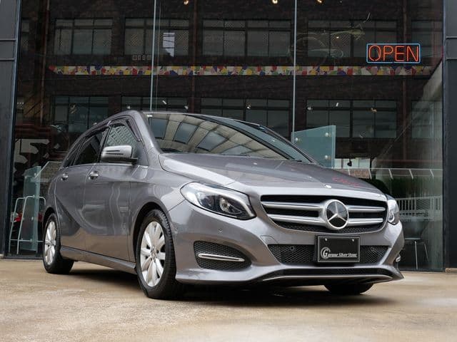 MERCEDES BENZ
