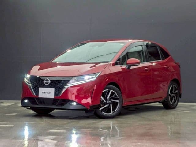 NISSAN