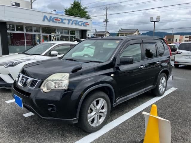 NISSAN